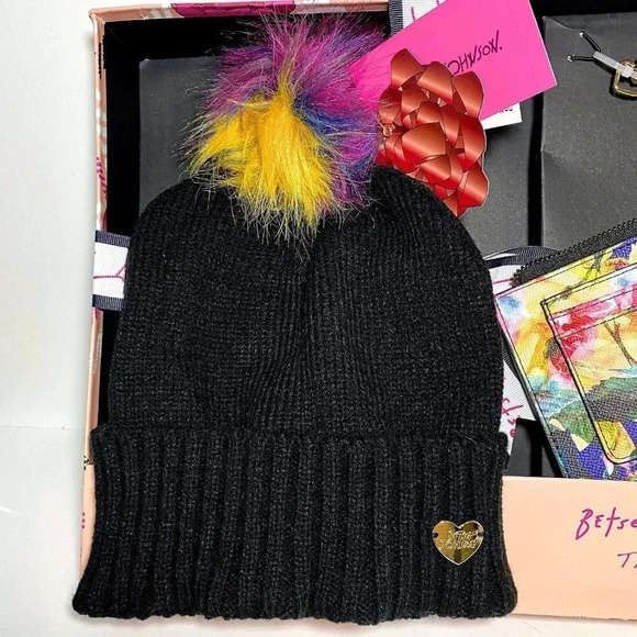 Betsey Johnson Black Hat & Floral Wallet ID Card Case Bag Key Charm Gift Set - Picture 3 of 5